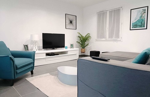 Parentis-en-Born House | Elégante Maison Pour 6 Personnes à 15mn de Biscarrosse