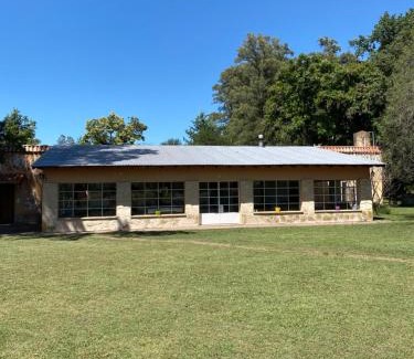 Gowland House | El Búho - Hospedaje en Casa de Campo