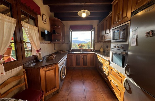 Santianes de Ola House | El Calerín House Cangas de Onís