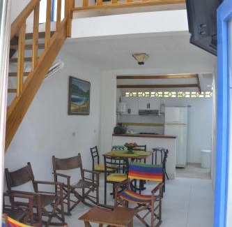 Melgar House | El Camino Los Lanceros