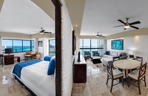 Zona Dorada Resort | El Cid El Moro Beach Hotel - ALL INCLUSIVEBeachfront