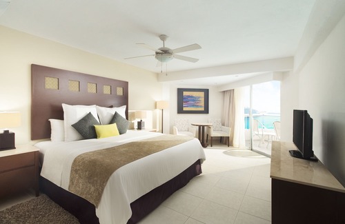 Cozumel Resort | El Cid La Ceiba Beach