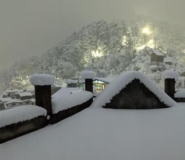 Shimla Bed & Breakfast | El Cielo, B&B