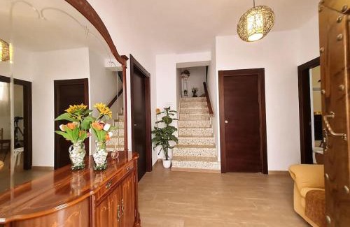 Soportujar House | El escondite de Hansel y Gretel