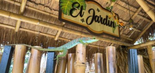 Calarca House | El Jardín Casa de Campo