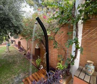 Heliopolis House | El Jardin de la Palmera-Ducha solar!