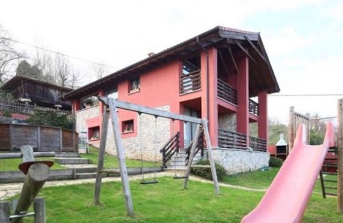 San Juan de Parres House | El Llugar 1, Disconnect in the Picos de Europa 1.5 km from Cangas de Onis