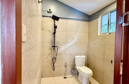 El Nido Cabin | El Nido Town Inn Aircon Room for 10 Pax with Double bunk bed& Single Bunk Beds