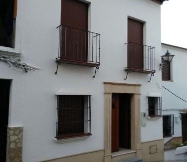 Setenil de las Bodegas House | El Palacete