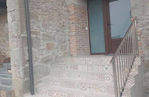 La Aparecida House | El Pico Sotombo