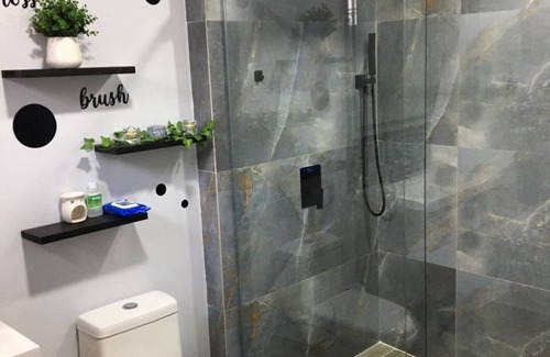Sur Occidente Apartment | El Reposo Real/Cozy Room with Private Bathroom.