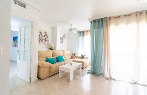 Aguilas Apartment | EL RUBIAL con Vistas al Mar , Parking y Wifi - By Aloha Palma