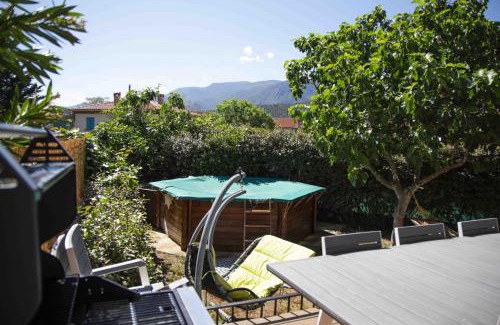 Corneilla-de-Conflent Apartment | El Solà Spacieux studio avec accès jardin et piscine