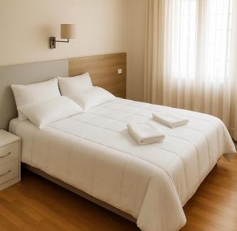 Viveiro Hotel | Elara