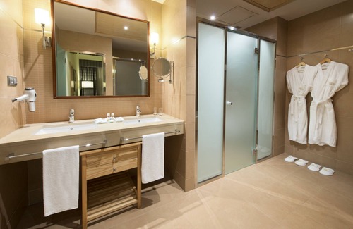 Almeria Hotel | Elba Almería Business & Convention Hotel