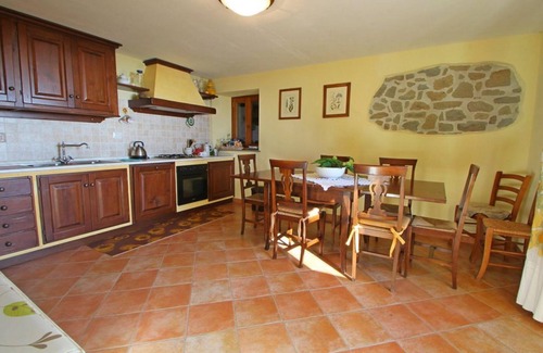 Castiglione di Garfagnana Villa | Elcriso, Spacious villa, private pool, amazing views, WIFI, walk to restaurant!