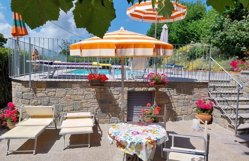 Castiglione di Garfagnana Villa | Elcriso, Spacious villa, private pool, amazing views, WIFI, walk to restaurant!