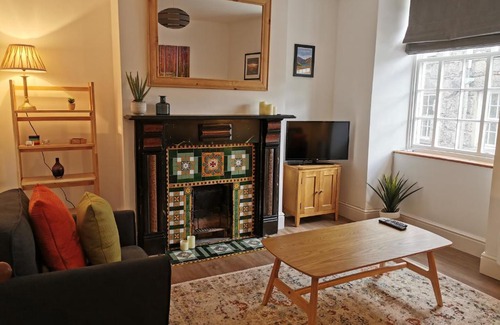 Dolgellau Apartment | Eldon Row - Stylish Character Apartments - Central Location 1 & 2 bed available
