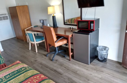 New Castle Hotel | ELDORADO MOTEL