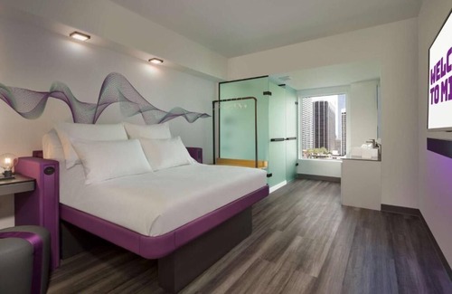 Downtown Miami Hotel | Electric Stay close to Miami Nightlife Attractions - Enjoy Sunset Happy Hours