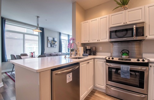 Belltown Condo | Elegant 2 Bedroom Home in the Heart of Seattle!