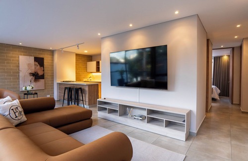 Laureles Apartment | Elegant 3 bedroom apartment in quiet and central area 201