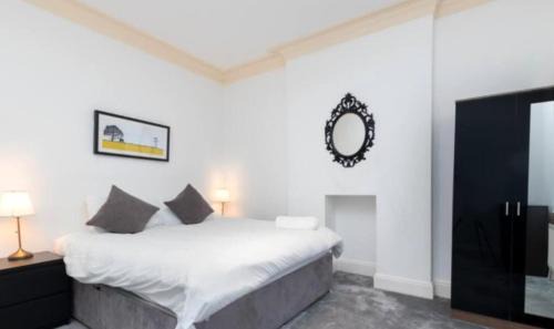 Chelsea Riverside Apartment | Elegant 3BR Apartment l Heart of Chelsea