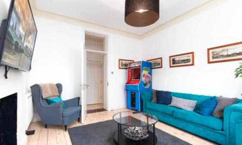Chelsea Riverside Apartment | Elegant 3BR Apartment l Heart of Chelsea