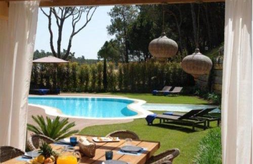 Almancil Villa | Elegant 6 Bedroom Villa Villa Arden Games Room With Snooker Table And Table Tennis Quinta Do Lago