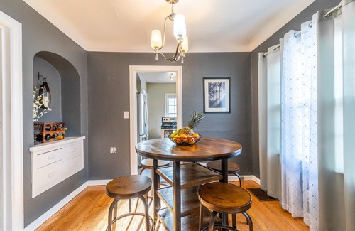 Central - Terry House | ★ Elegant & all yours 2 min from brewery district★