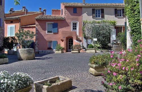 Ventabren Villa | ELEGANT AND TASTEFUL FRENCH CHARM WITH IDEAL LOCATON; CLOSE TO AIX