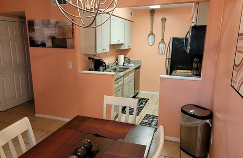 Palmetto Dunes Villa | Elegant and comfortable 2 bedroom pet-friendly villa w/2 parking spaces