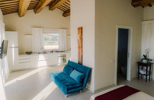 Civitanova Marche Other | Elegant annex between sea, infinity pool and hills in Le Marche
