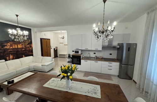 Aventine Apartment | Elegant Apartment in the center of Rome