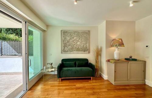 Trionfale Apartment | Elegant apartment with terrace in Balduina