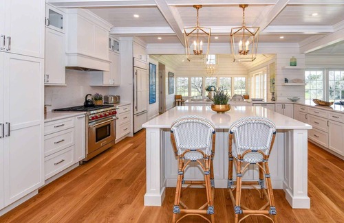 Katama House | Elegant Country Estate With Pool In Katama