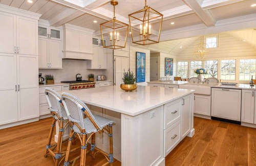 Katama House | Elegant Country Estate With Pool In Katama