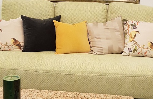 Ibague Apartment | Elegant Cozy Apt. Steps from zone G