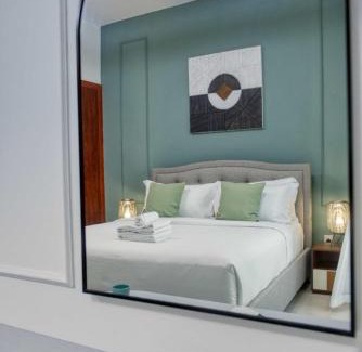 Dubai Marina Apartment | Elegant Cozy Marina Home