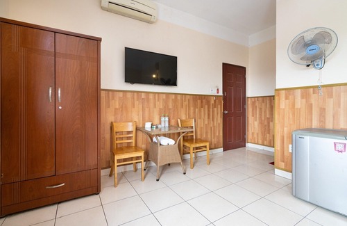 Binh Chanh House | Elegant Deluxe Accommodation in Hoang Hau, Vietnam