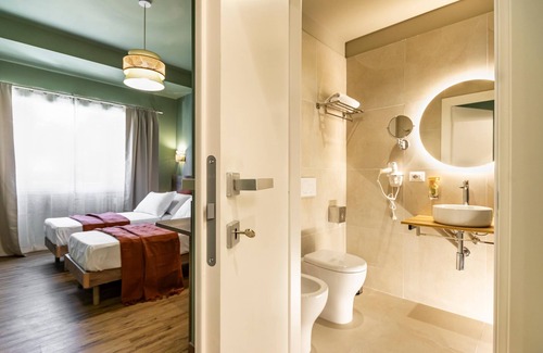 Tuscolano Apartment | Elegant Double Room in the Heart of the Peaceful Colli Albani Area