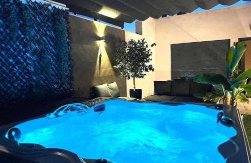 San Lorenzo Apartment | Elegant Duplex 3 Master Bedrooms and Private