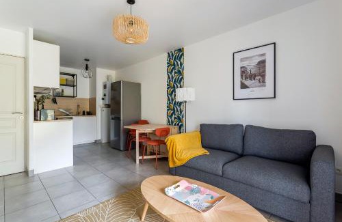 Saint-Romain-au-Mont-d'Or Apartment | Elegant apartment in the heart of the Mont d'Or