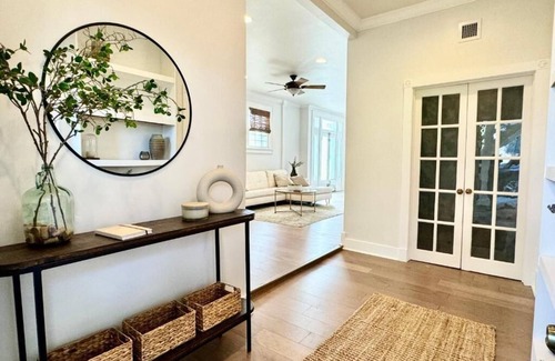 Saint Thomas Development House | Elegant Garden District 4 Bedroom Home in New Orleans