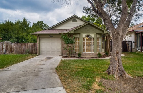 San Antonio House | Elegant Home! Candlewood Park Area 15mins from Riverwalk