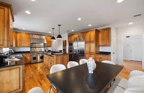 Chester House | Elegant Home w/7BRs, Game Room, Luxury Yard, Pool