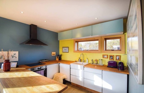 Capital Region House | Elegant house in nature reserve at city limits. Peace and tranquility!