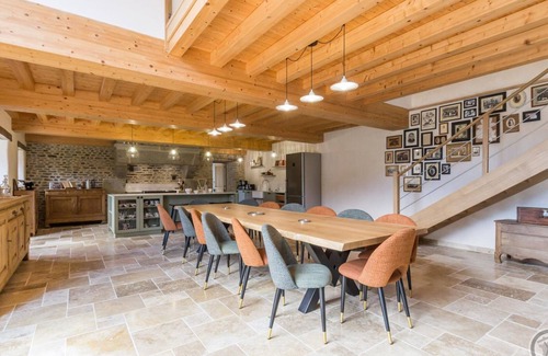 Ceaux Cottage | Elegant house near bay with parking and Wifi