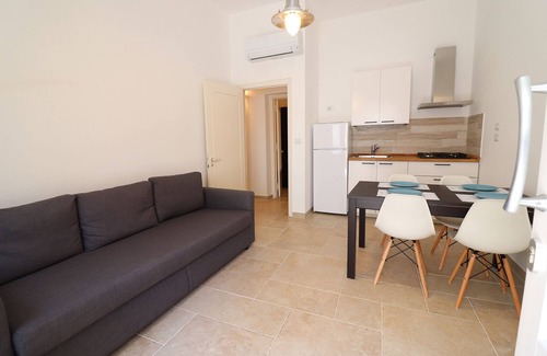 Lecce House | Elegant Nausica House in Otranto Near the Castle