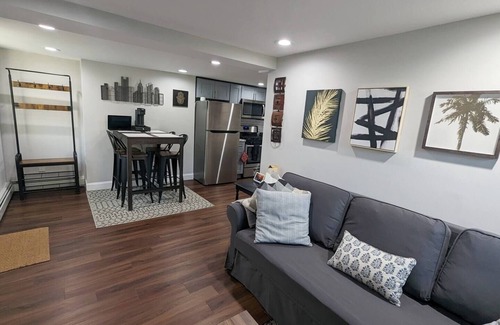 Albany Apartment | Elegant newly renovated smart apartment